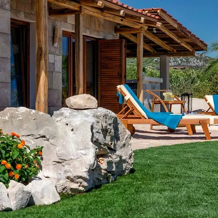 Luxury Galapagos * Hvar Town