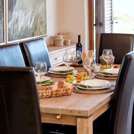 Luxury Galapagos Villa *