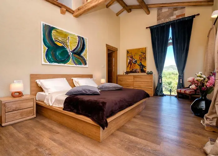 Luxury Galapagos Villa Hvar Town