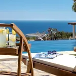 Luxury Galapagos Villa