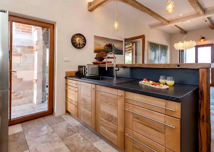 Villa Luxury Galapagos Hvar Town