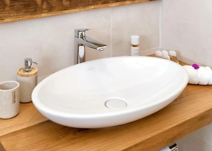 Luxury Galapagos Villa Hvar Town